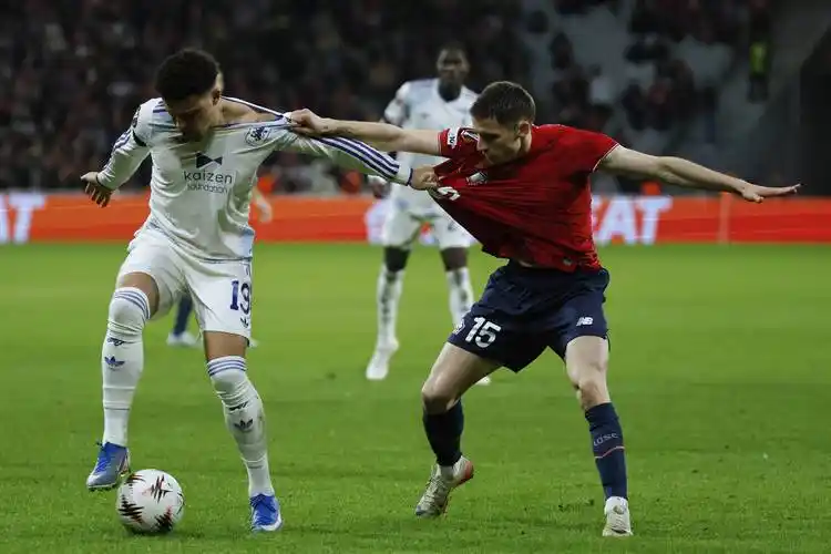 中超联赛：上海海港 VS 山东泰山